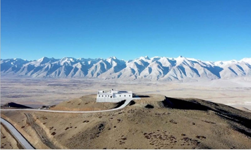 observatoire d'Ali dans le Ngari (Tibet) à 5250 mètres d'altitude
