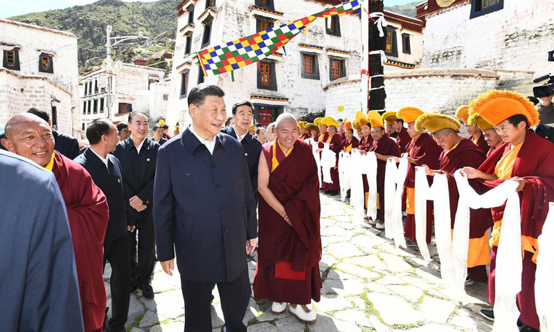 Visite de Xi Jinping au monastère de Drepung (Xinhua)