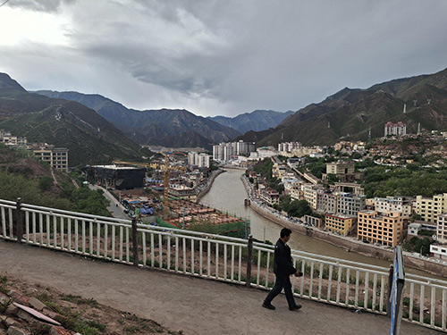 Le Lacang, cours supérieur du Mékong, à Chamdo (2026) Le Lacang, cours supérieur du Mékong, à Chamdo (2026)